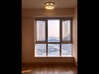 Wong Chuk Hang - Marinella Block 2 02