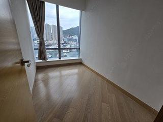 Ap Lei Chau - Larvotto Block 6 04