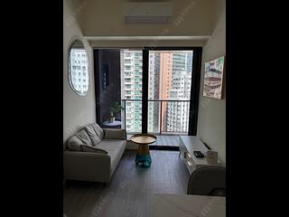 Sai Ying Pun - The Queens 02