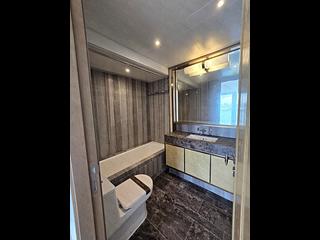 Fortress Hill - Harbour Glory Block 8 08