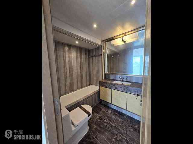 Fortress Hill - Harbour Glory Block 8 08