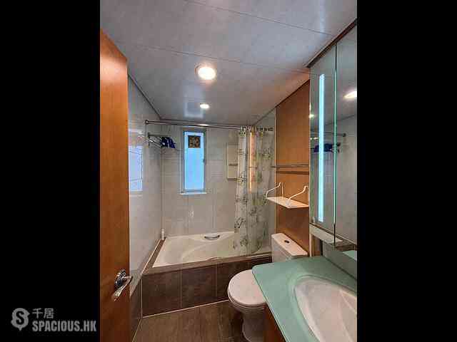 Sai Wan Ho - Les Saisons L Ete (Tower 2) 03