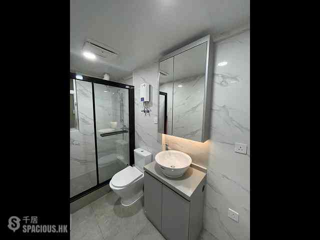 Causeway Bay - Paterson Building Block D 06