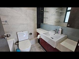 Sai Wan Ho - Grand Promenade Block 6 07