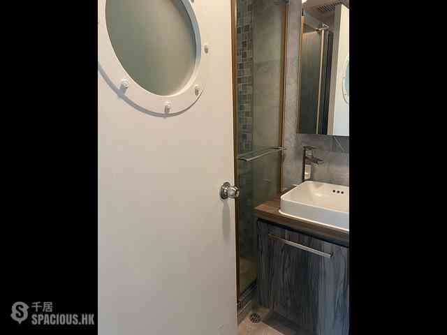 Tung Chung - Caribbean Coast Phase 2 Albany Cove Tower 8 07