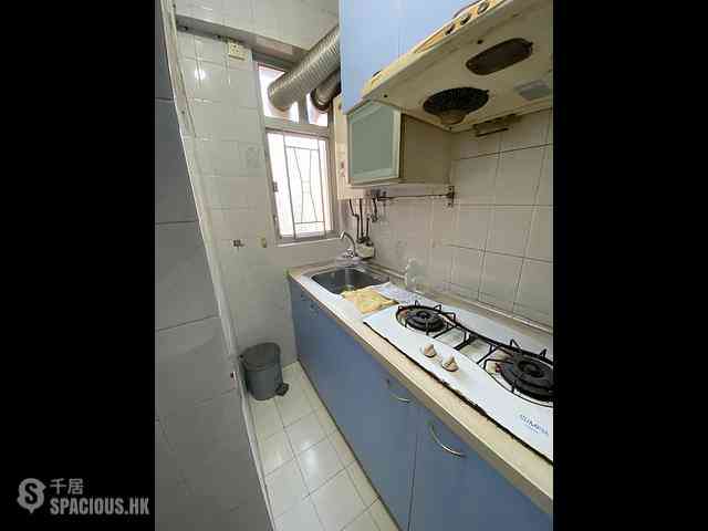 Sai Ying Pun - Kwan Yick Building Phase 3 01
