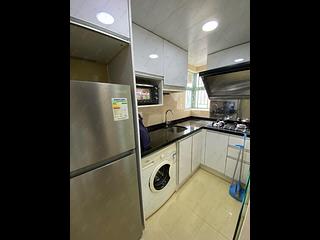 Sheung Wan - Queen's Terrace Block 1 07