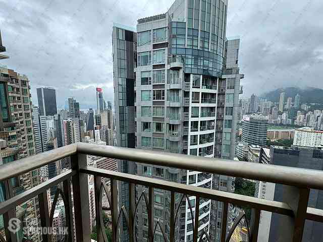 Wan Chai - The Zenith Phase 1 Block 2 06