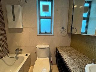 Wan Chai - The Zenith Phase 1 Block 2 09