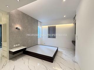 Happy Valley - Ventris Terrace 05