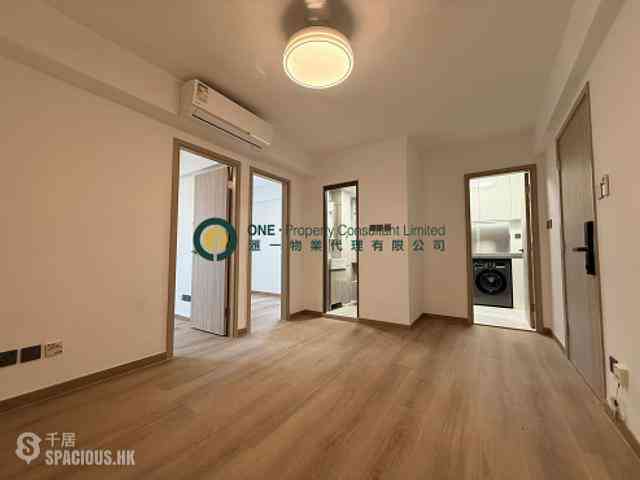 Sai Ying Pun - Hang Sing Mansion 02