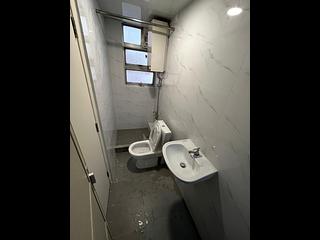 Sai Ying Pun - Tone Hing Building 03