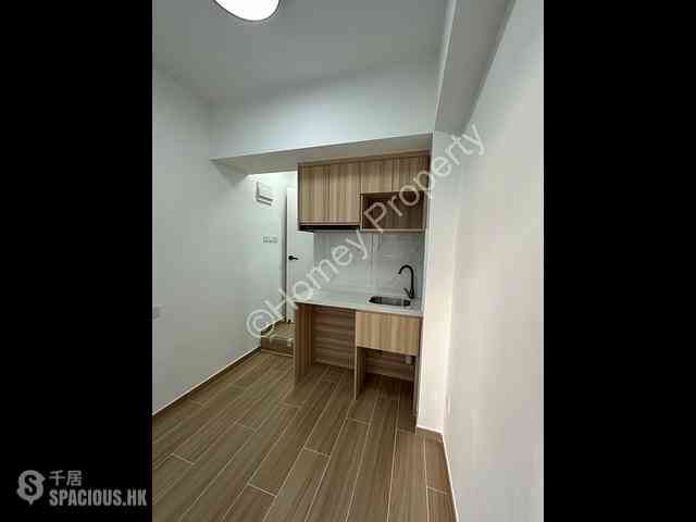 Jordan - New Lucky House 05