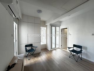 Wan Chai - Vincent Mansion 02