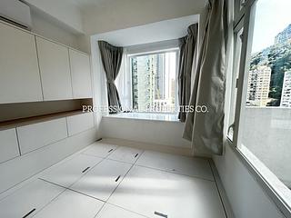 Wan Chai - Vincent Mansion 03