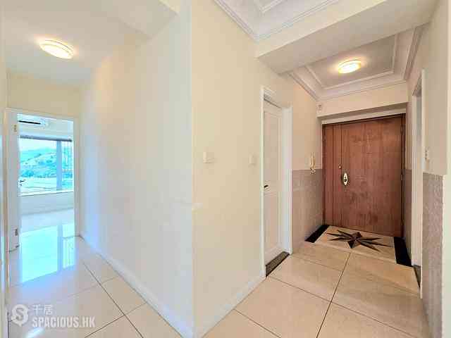 Tung Chung - Caribbean Coast Phase 1 Monterey Cove 08