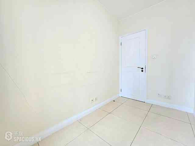Tung Chung - Caribbean Coast Phase 1 Monterey Cove 14