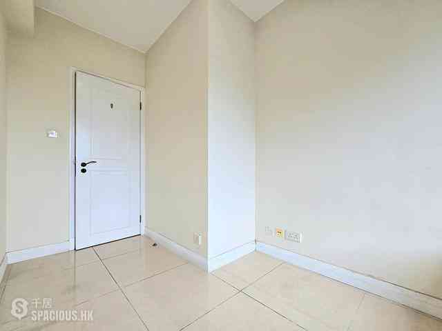 Tung Chung - Caribbean Coast Phase 1 Monterey Cove 16
