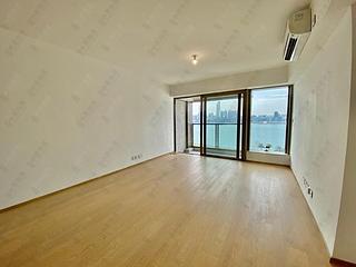 Fortress Hill - Harbour Glory Block 8 03
