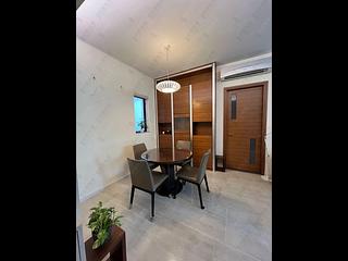 Fortress Hill - Le Sommet Block 2 04