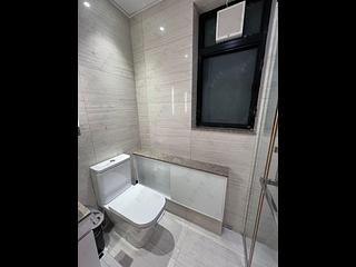 Fortress Hill - Le Sommet Block 2 05