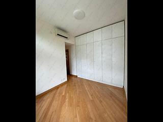 Fortress Hill - Le Sommet Block 1 03