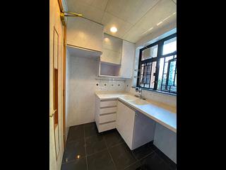 Fortress Hill - Le Sommet Block 1 06