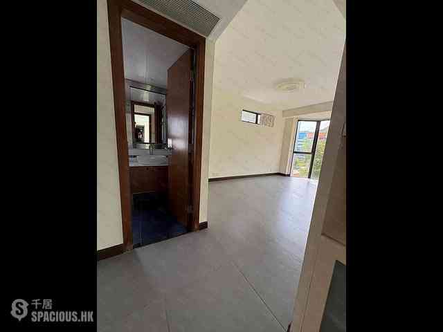 Shouson Hill - Goldson Place 02