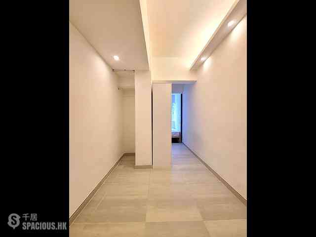 North Point - Majestic Apartments 02