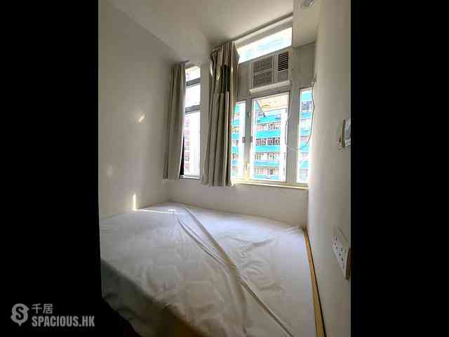 North Point - Majestic Apartments 03