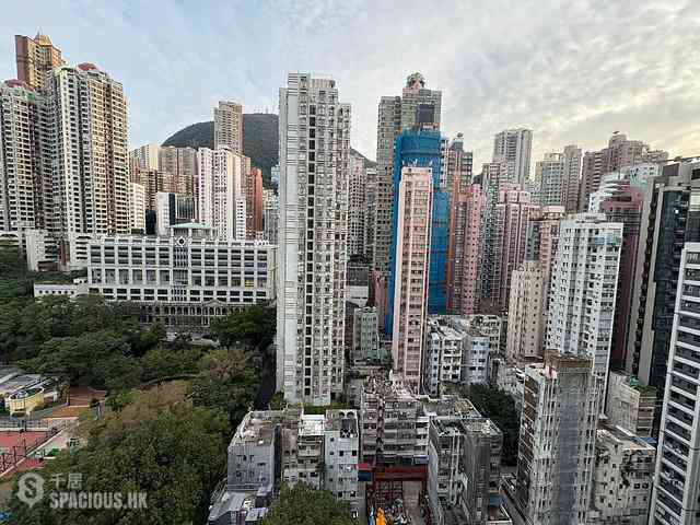 Sai Ying Pun - Tung Cheung Building 23