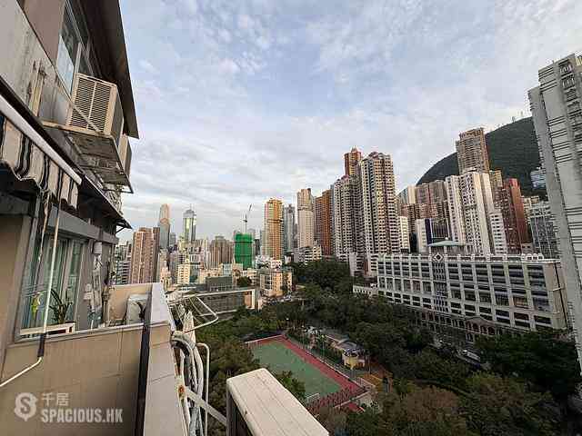 Sai Ying Pun - Tung Cheung Building 24