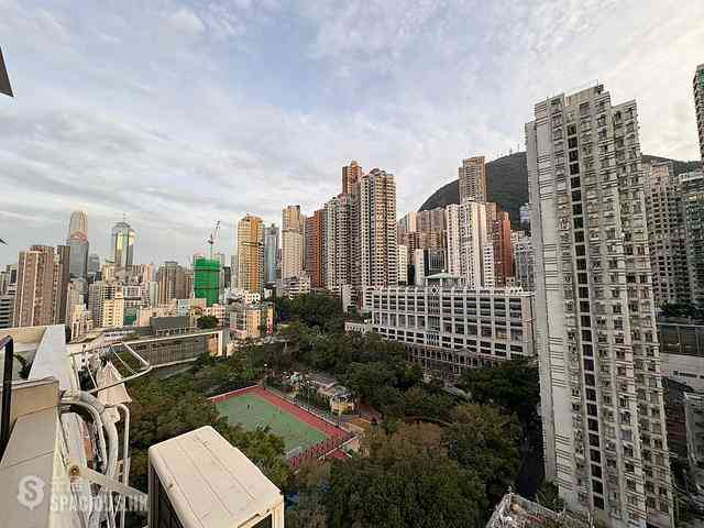 Sai Ying Pun - Tung Cheung Building 25