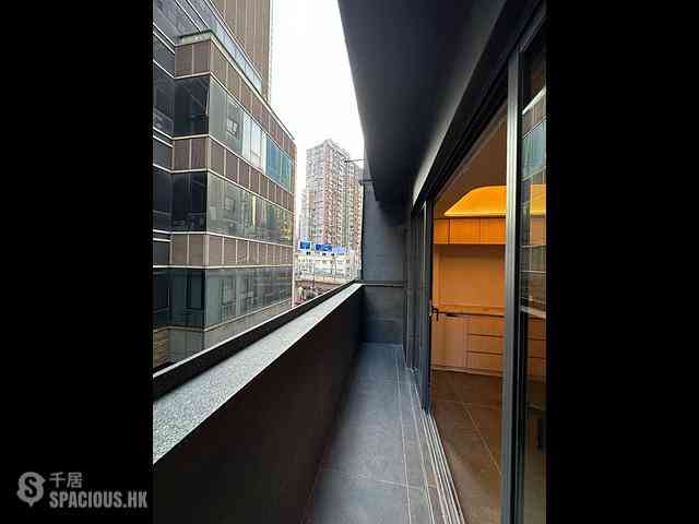 Causeway Bay - 33, Yiu Wa Street 03