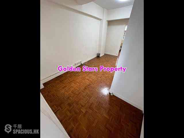 Sai Ying Pun - Tone Hing Building 03