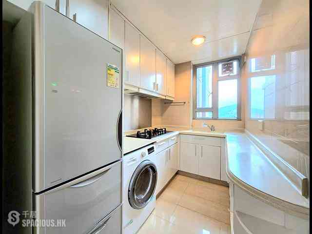 Tung Chung - Caribbean Coast Phase 1 Monterey Cove Tower 5 22