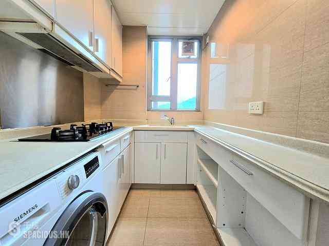 Tung Chung - Caribbean Coast Phase 1 Monterey Cove Tower 5 23
