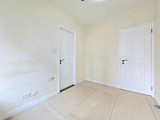 Tung Chung - Caribbean Coast Phase 1 Monterey Cove Tower 5 27