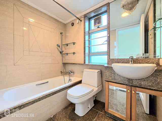 Tung Chung - Caribbean Coast Phase 1 Monterey Cove Tower 5 28
