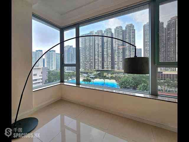 Tung Chung - Caribbean Coast Phase 1 Monterey Cove Tower 5 03