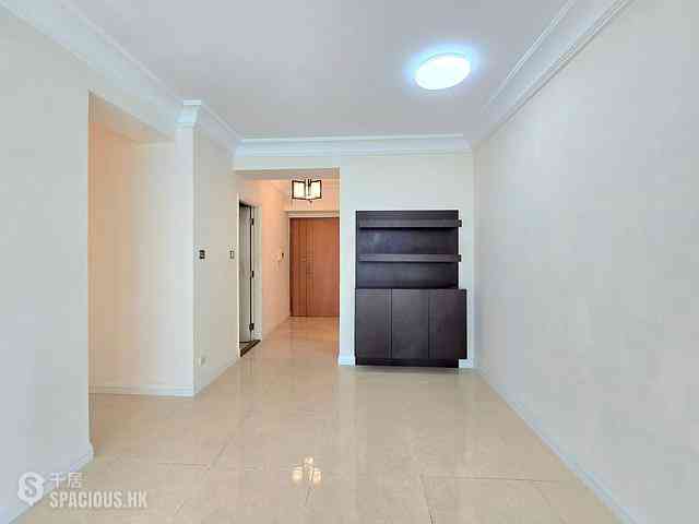 Tung Chung - Caribbean Coast Phase 1 Monterey Cove Tower 5 08