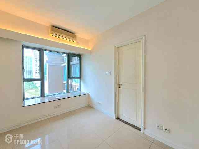 Tung Chung - Caribbean Coast Phase 1 Monterey Cove Tower 5 12