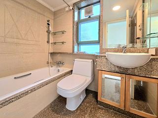 Tung Chung - Caribbean Coast Phase 1 Monterey Cove Tower 5 14