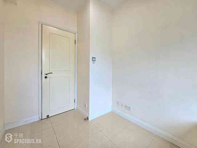 Tung Chung - Caribbean Coast Phase 1 Monterey Cove Tower 5 18