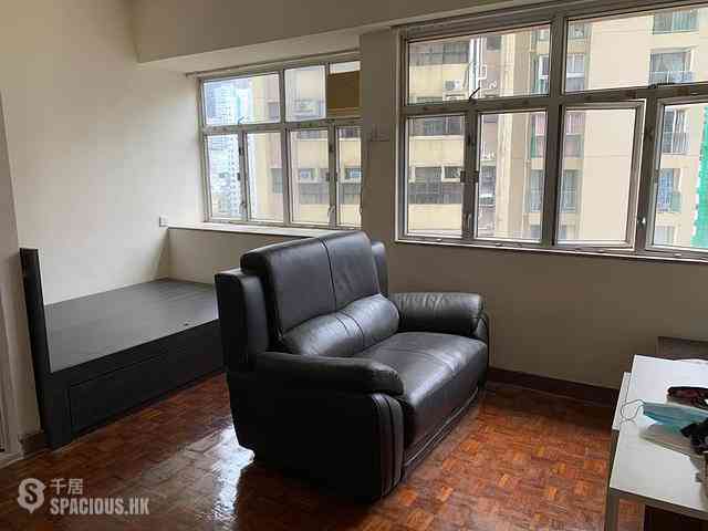 Sheung Wan - Hang Cheong Tai Building 01