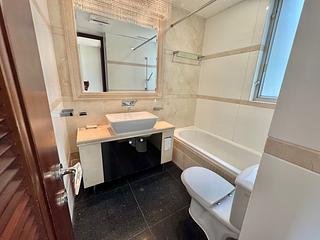 Tai Hang - The Legend Block 1 02