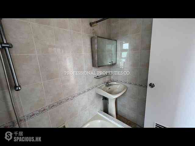 Tai Hang - 3-3E, Wang Fung Terrace 10