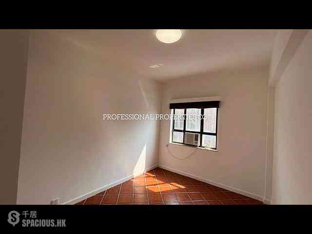 Tai Hang - 3-3E, Wang Fung Terrace 09