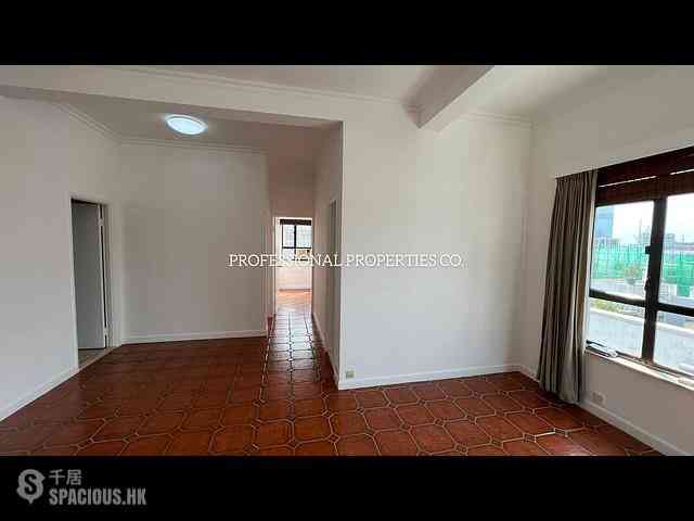 Tai Hang - 3-3E, Wang Fung Terrace 03