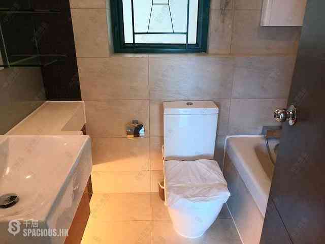 Sai Wan Ho - Grand Promenade Block 6 02